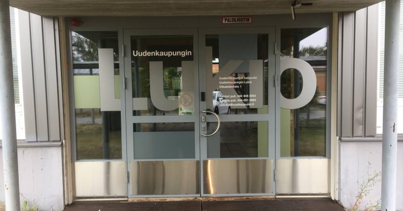 lukio etuovi väistötila